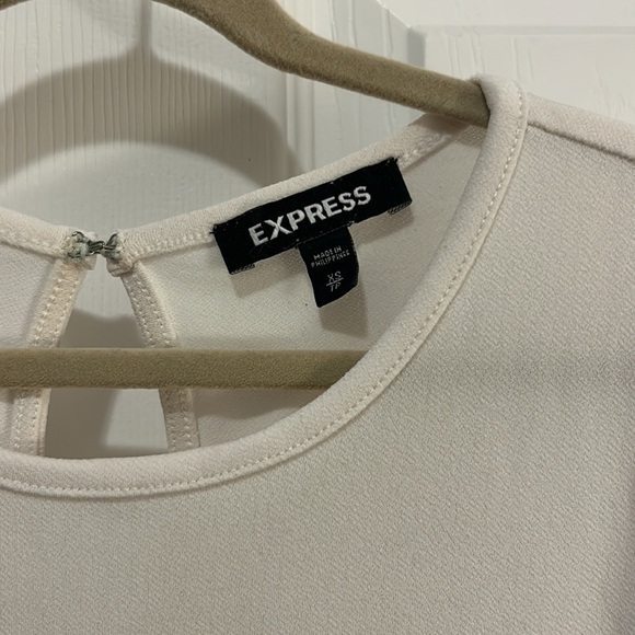 Express Blouse - Picture 2 of 3
